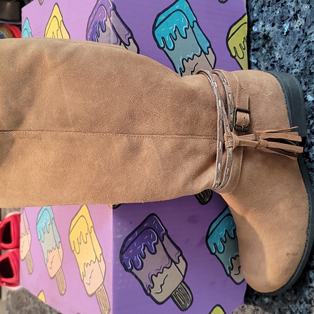 SO brown boots for girls size 5
